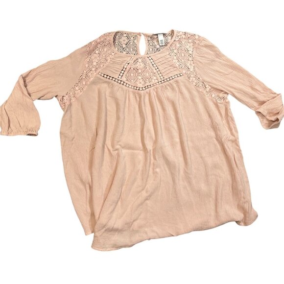 (6 for $25) Liz Lange‎ Maternity Lace Inset Peasant Blouse in Blush Pink - Picture 2 of 4